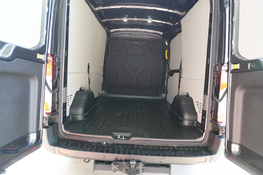 Ford Transit 350M 2.0 TDCI 165pk L2H2 Trend Automaat nr. V029 | Camera | Cruise | Trekhaak | Laadruimte pakket