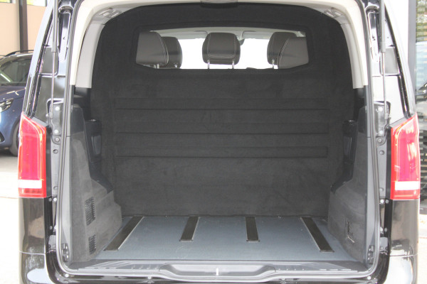 Mercedes-Benz Vito 116 CDI / Aut / Lang / 4x4 / DC / Led-Xenon / Leer / Vol Opties / NIEUWSTAAT Mercedes-Benz Vito 116 CDI / Aut / Lang / 4x4 / DC / Led-Xenon / Leer / Vol Opties / NIEUWSTAAT