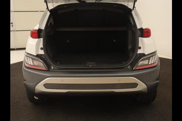 Hyundai Kona 1.6 GDI HEV Fashion | Head-Up | Adaptive cruise | Camera | Carplay | Krell Audio | Keyless | Navigatie | Digital Cockpit | Climate control Hyundai Kona 1.6 GDI HEV Fashion | Head-Up | Adaptive cruise | Camera | Carplay | Krell Audio | Keyless | Navigatie | Digital Cockpit | Climate control