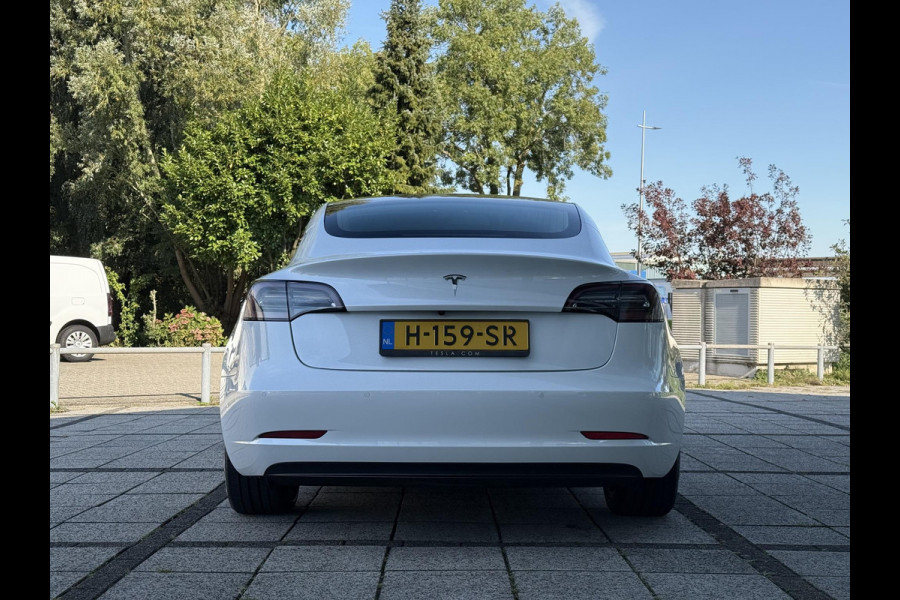 Tesla Model 3 Range Plus RWD | Autopilot | Panorama | Leder | Tesla Model 3 Range Plus RWD | Autopilot | Panorama | Leder |