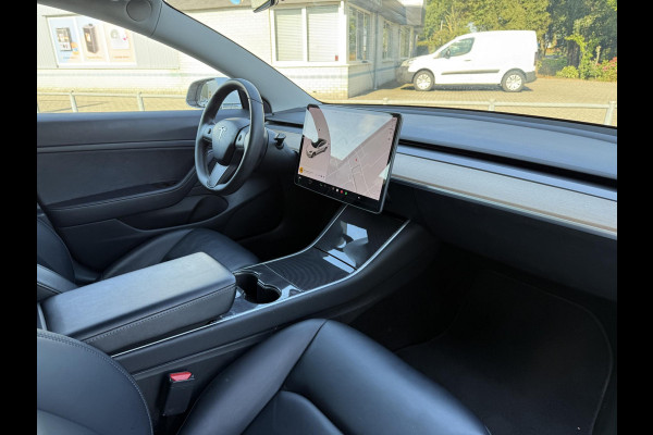 Tesla Model 3 Range Plus RWD | Autopilot | Panorama | Leder | Tesla Model 3 Range Plus RWD | Autopilot | Panorama | Leder |