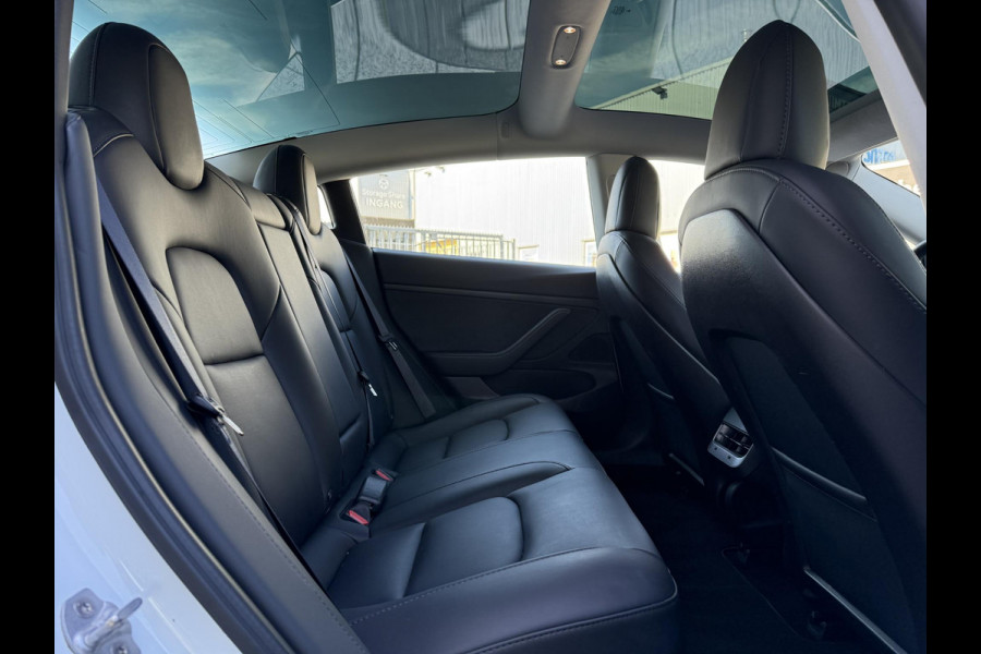 Tesla Model 3 Range Plus RWD | Autopilot | Panorama | Leder | Tesla Model 3 Range Plus RWD | Autopilot | Panorama | Leder |