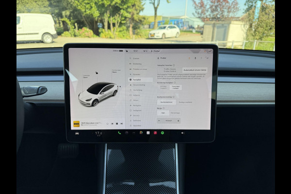 Tesla Model 3 Range Plus RWD | Autopilot | Panorama | Leder | Tesla Model 3 Range Plus RWD | Autopilot | Panorama | Leder |
