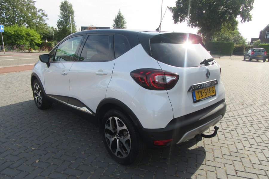 Renault Captur 0.9 TCe Intens, Navigatie, Camera, Blind Spot, Trekhaak Renault Captur 0.9 TCe Intens, Navigatie, Camera, Blind Spot, Trekhaak