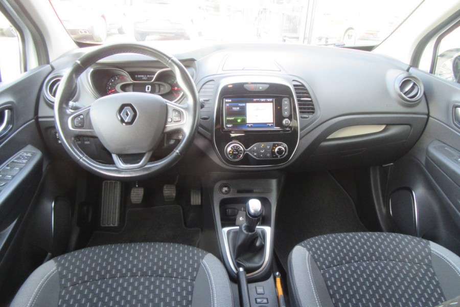 Renault Captur 0.9 TCe Intens, Navigatie, Camera, Blind Spot, Trekhaak Renault Captur 0.9 TCe Intens, Navigatie, Camera, Blind Spot, Trekhaak