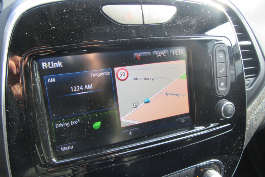 Renault Captur 0.9 TCe Intens, Navigatie, Camera, Blind Spot, Trekhaak Renault Captur 0.9 TCe Intens, Navigatie, Camera, Blind Spot, Trekhaak