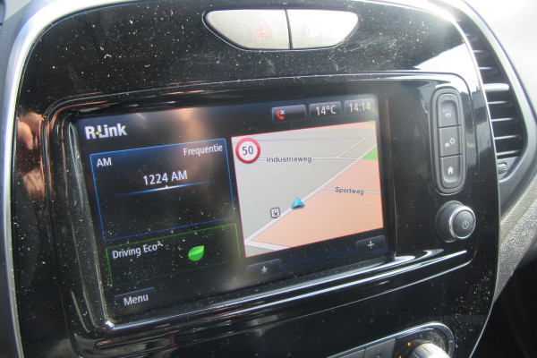 Renault Captur 0.9 TCe Intens, Navigatie, Camera, Blind Spot, Trekhaak Renault Captur 0.9 TCe Intens, Navigatie, Camera, Blind Spot, Trekhaak