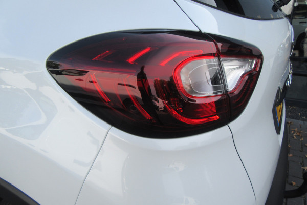Renault Captur 0.9 TCe Intens, Navigatie, Camera, Blind Spot, Trekhaak Renault Captur 0.9 TCe Intens, Navigatie, Camera, Blind Spot, Trekhaak