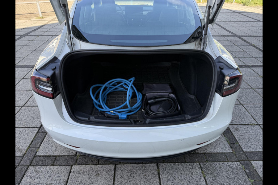 Tesla Model 3 Range Plus RWD | Autopilot | Panorama | Leder | Tesla Model 3 Range Plus RWD | Autopilot | Panorama | Leder |