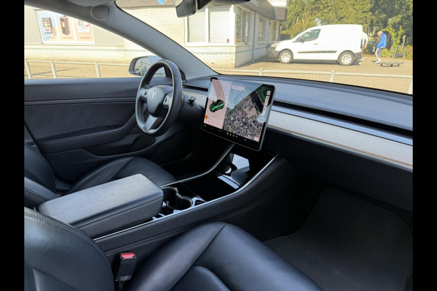 Tesla Model 3 Range Plus RWD | Autopilot | Panorama | Leder | Tesla Model 3 Range Plus RWD | Autopilot | Panorama | Leder |