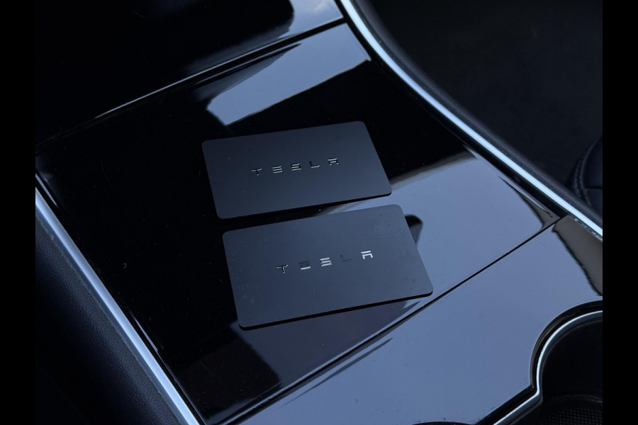 Tesla Model 3 Range Plus RWD | Autopilot | Panorama | Leder | Tesla Model 3 Range Plus RWD | Autopilot | Panorama | Leder |
