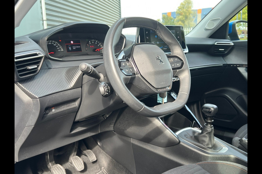 Peugeot 2008 BWJ 2021 | 1.2 101PK Active Pack | CLIMA | CARPLAY | NAVI | CAMERA | PRIVACY GLASS | PDC | LICHTMETAAL