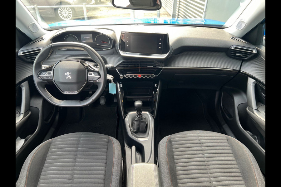 Peugeot 2008 BWJ 2021 | 1.2 101PK Active Pack | CLIMA | CARPLAY | NAVI | CAMERA | PRIVACY GLASS | PDC | LICHTMETAAL