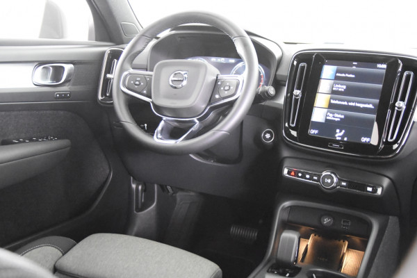 Volvo XC40 1.5 T2 Core *1ste Eigenaar*Navigatie*Memory*Camera* Volvo XC40 1.5 T2 Core *1ste Eigenaar*Navigatie*Memory*Camera*