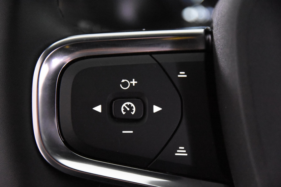 Volvo XC40 1.5 T2 Core *1ste Eigenaar*Navigatie*Memory*Camera* Volvo XC40 1.5 T2 Core *1ste Eigenaar*Navigatie*Memory*Camera*