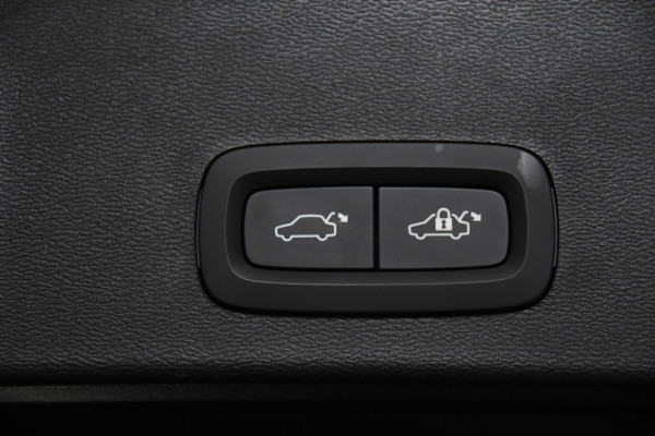 Volvo XC40 1.5 T2 Core *1ste Eigenaar*Navigatie*Memory*Camera* Volvo XC40 1.5 T2 Core *1ste Eigenaar*Navigatie*Memory*Camera*
