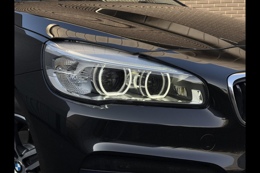 BMW 2 Serie Active Tourer 218i Sport / Camera / Sportleder / Head Up BMW 2 Serie Active Tourer 218i Sport / Camera / Sportleder / Head Up