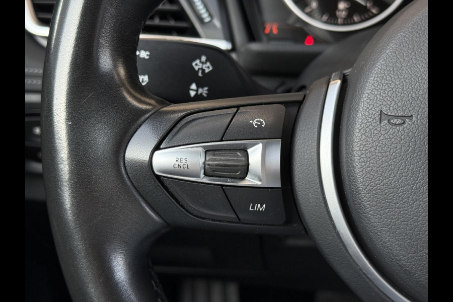BMW 2 Serie Active Tourer 218i Sport / Camera / Sportleder / Head Up BMW 2 Serie Active Tourer 218i Sport / Camera / Sportleder / Head Up