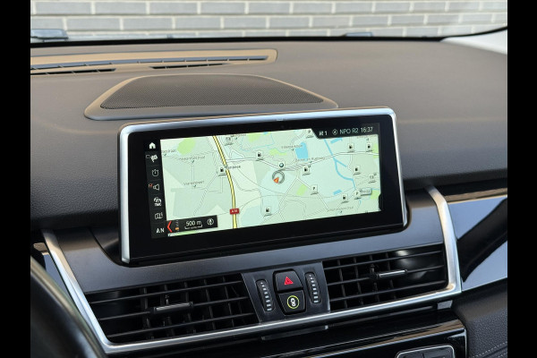 BMW 2 Serie Active Tourer 218i Sport / Camera / Sportleder / Head Up BMW 2 Serie Active Tourer 218i Sport / Camera / Sportleder / Head Up
