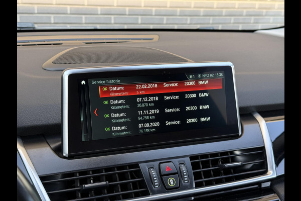 BMW 2 Serie Active Tourer 218i Sport / Camera / Sportleder / Head Up BMW 2 Serie Active Tourer 218i Sport / Camera / Sportleder / Head Up