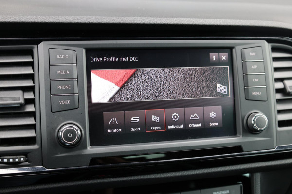 CUPRA Ateca 2.0 TSI 4DRIVE 300+PK LED/VIRTUAL/SFEER/BEATS/PANO/HALF LEDER+ALCANTARA+S.VERWARMING/19/CAM/ACC/ECC/12 MDN GARANTIE! CUPRA Ateca 2.0 TSI 4DRIVE 300+PK LED/VIRTUAL/SFEER/BEATS/PANO/HALF LEDER+ALCANTARA+S.VERWARMING/19/CAM/ACC/ECC/12 MDN GARANTIE!