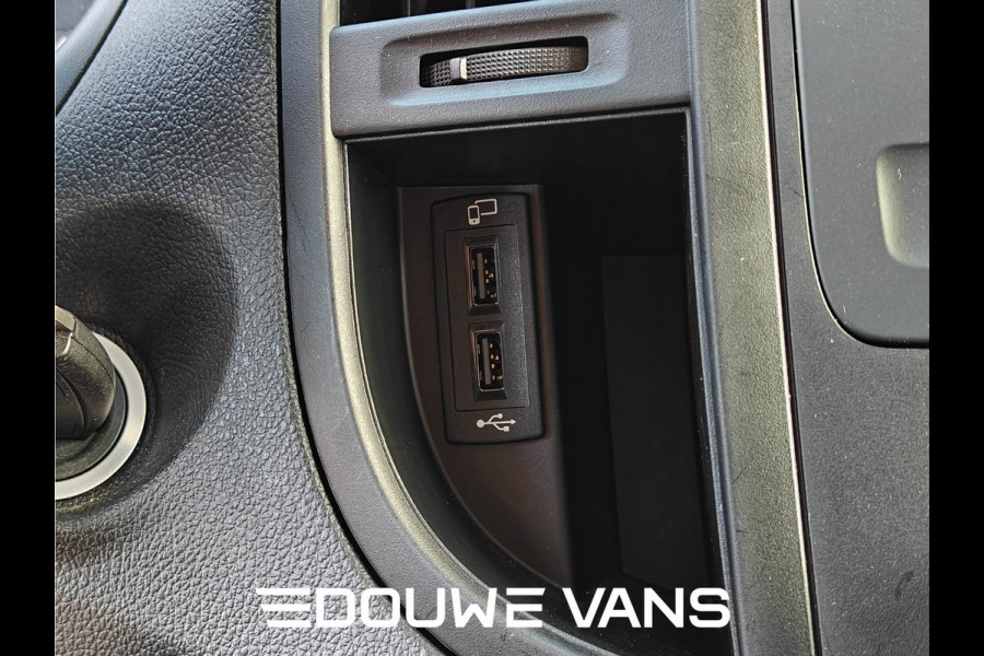 Mercedes-Benz Vito 124 Dubbel Cabine Automaat 237 PK 6 Persoons 9G-Tronic N1 Grijs Kenteken