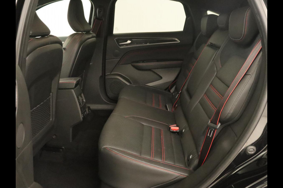 Renault Arkana 1.6 E-Tech Hybrid 145 R.S. Line | Trekhaak | Stoel & stuurverwarming | Adaptive cruise | Camera | Carplay | Navigatie | Keyless | Leder/Alcantara Renault Arkana 1.6 E-Tech Hybrid 145 R.S. Line | Trekhaak | Stoel & stuurverwarming | Adaptive cruise | Camera | Carplay | Navigatie | Keyless | Leder/Alcantara