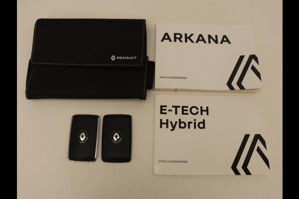 Renault Arkana 1.6 E-Tech Hybrid 145 R.S. Line | Trekhaak | Stoel & stuurverwarming | Adaptive cruise | Camera | Carplay | Navigatie | Keyless | Leder/Alcantara Renault Arkana 1.6 E-Tech Hybrid 145 R.S. Line | Trekhaak | Stoel & stuurverwarming | Adaptive cruise | Camera | Carplay | Navigatie | Keyless | Leder/Alcantara