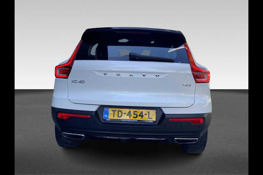 Volvo XC40 2.0 T4 R-Design | elektrisch wegklapbare trekhaak