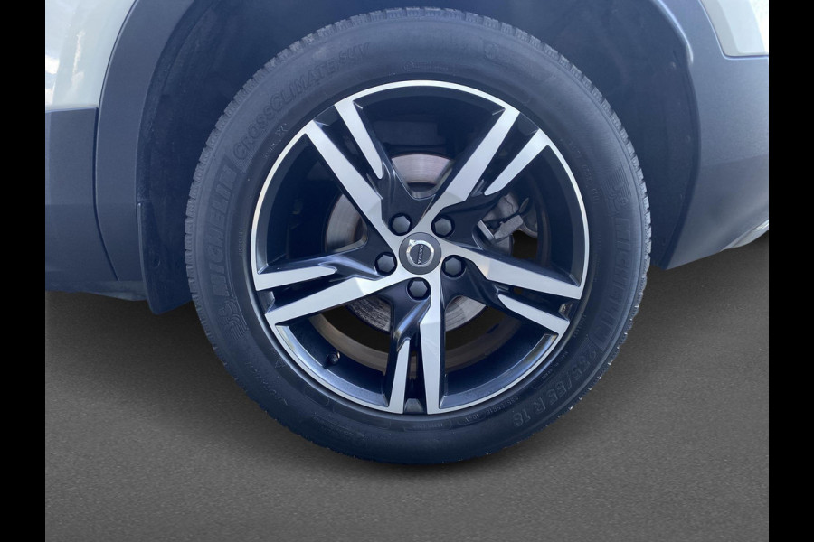 Volvo XC40 2.0 T4 R-Design | elektrisch wegklapbare trekhaak