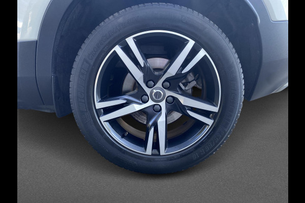 Volvo XC40 2.0 T4 R-Design | elektrisch wegklapbare trekhaak