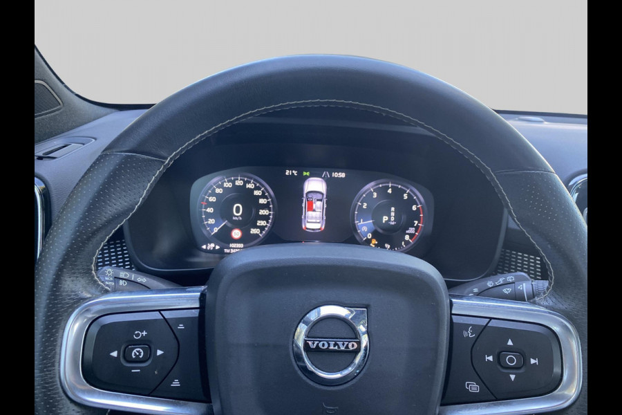 Volvo XC40 2.0 T4 R-Design | elektrisch wegklapbare trekhaak