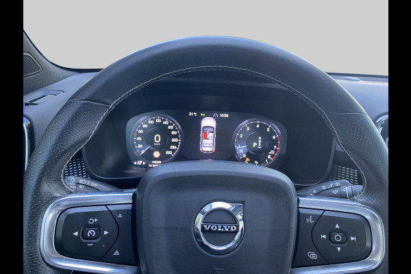 Volvo XC40 2.0 T4 R-Design | elektrisch wegklapbare trekhaak