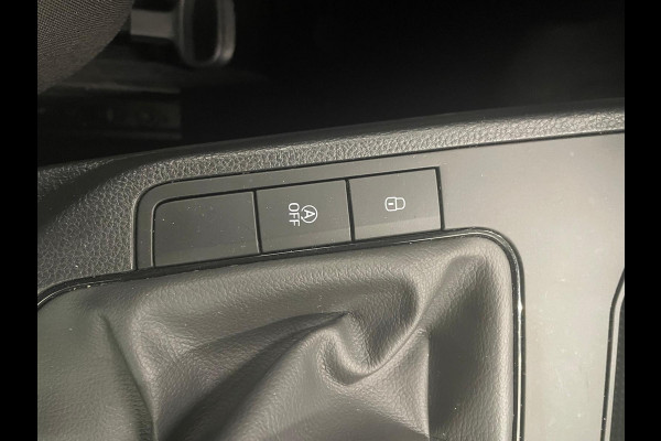 Seat Ibiza 1.0 MPI Reference Navigatie Apple Carplay/Android Auto Stoelverwarming Airco