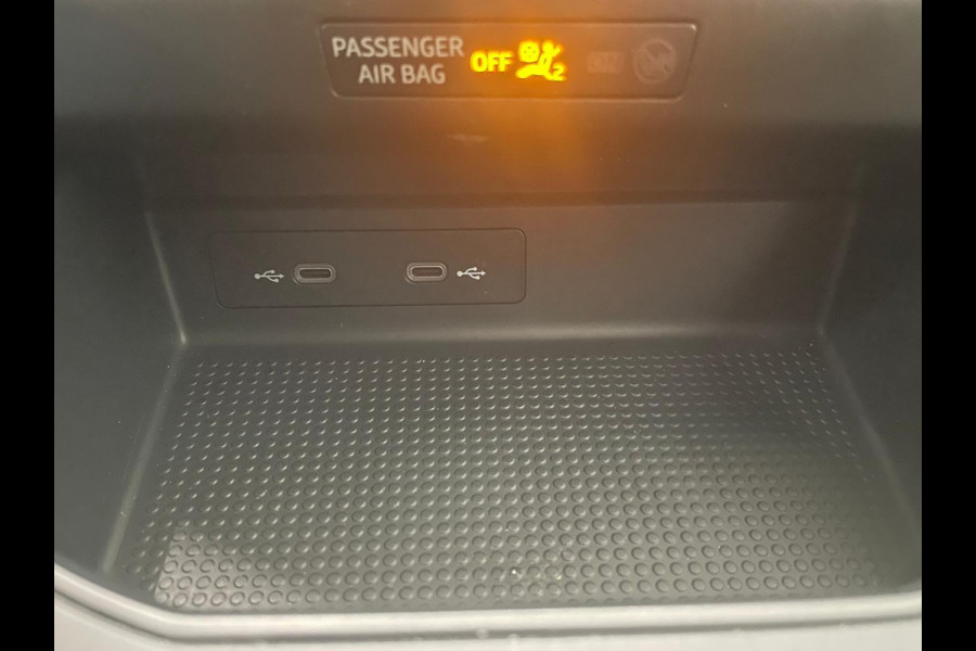 Seat Ibiza 1.0 MPI Reference Navigatie Apple Carplay/Android Auto Stoelverwarming Airco