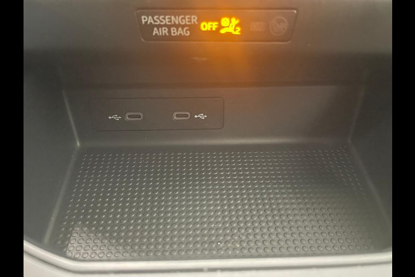 Seat Ibiza 1.0 MPI Reference Navigatie Apple Carplay/Android Auto Stoelverwarming Airco