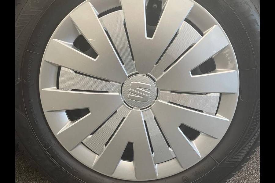 Seat Ibiza 1.0 MPI Reference Navigatie Apple Carplay/Android Auto Stoelverwarming Airco