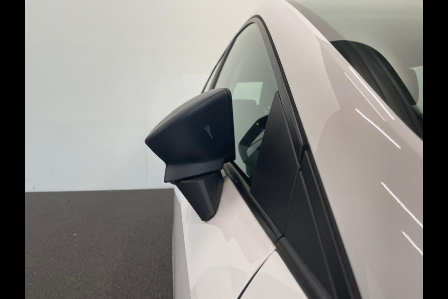 Seat Ibiza 1.0 MPI Reference Navigatie Apple Carplay/Android Auto Stoelverwarming Airco