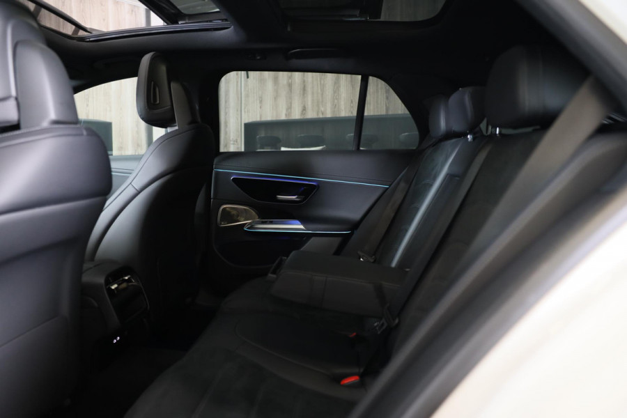 Mercedes-Benz E-Klasse Estate 300 e AMG 53 Look / HYPERSCREEN / Burmester / Acc / Lane Assist / 360 Camera / Pano / Trekhaak / 20 Mercedes-Benz E-Klasse Estate 300 e AMG 53 Look / HYPERSCREEN / Burmester / Acc / Lane Assist / 360 Camera / Pano / Trekhaak / 20