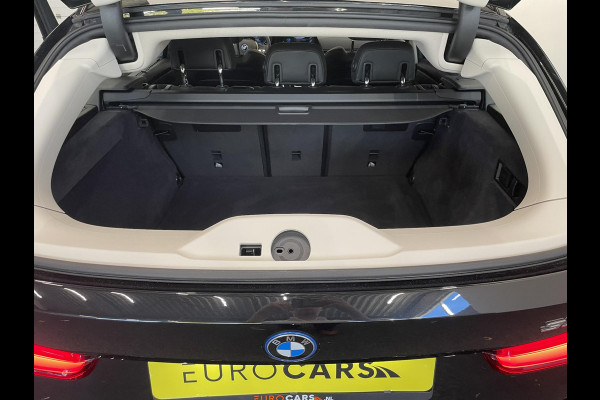 BMW 3 Serie Touring 330e Touring SportLine PHEV 292 PK AUT Navi Carplay Camera Achter PDC V+A Winterpack Sport Stoelen Active Protection Ambiance Licht BMW 3 Serie Touring 330e Touring SportLine PHEV 292 PK AUT Navi Carplay Camera Achter PDC V+A Winterpack Sport Stoelen Active Protection Ambiance Licht
