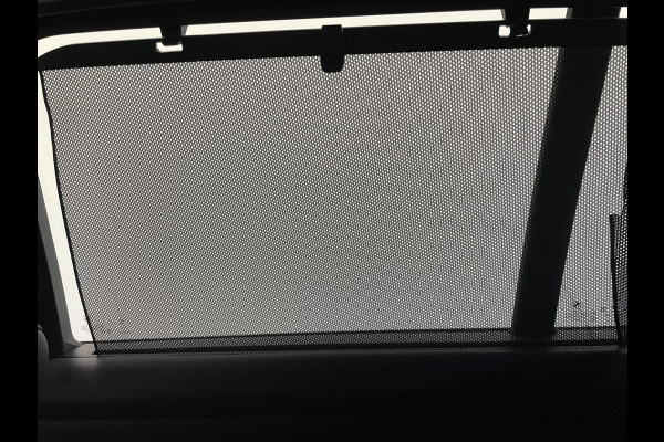 BMW 3 Serie Touring 330e Touring SportLine PHEV 292 PK AUT Navi Carplay Camera Achter PDC V+A Winterpack Sport Stoelen Active Protection Ambiance Licht BMW 3 Serie Touring 330e Touring SportLine PHEV 292 PK AUT Navi Carplay Camera Achter PDC V+A Winterpack Sport Stoelen Active Protection Ambiance Licht