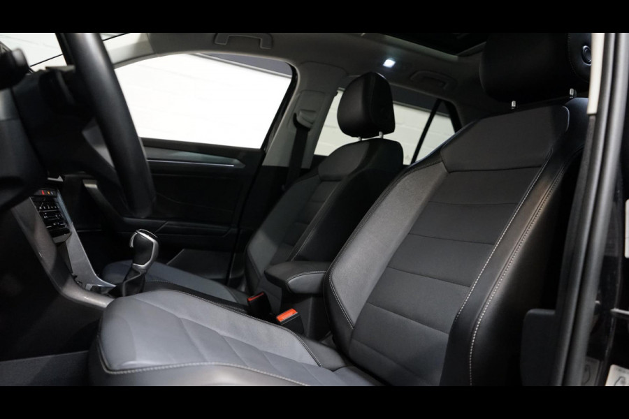 Volkswagen T-Roc 1.5 TSI Style AUTOMAAT-CAMERAFULL LED-KEYLESS-LEDER-MEMORY-PANORAMA-STOELVERWARMING-VIRTUEEL