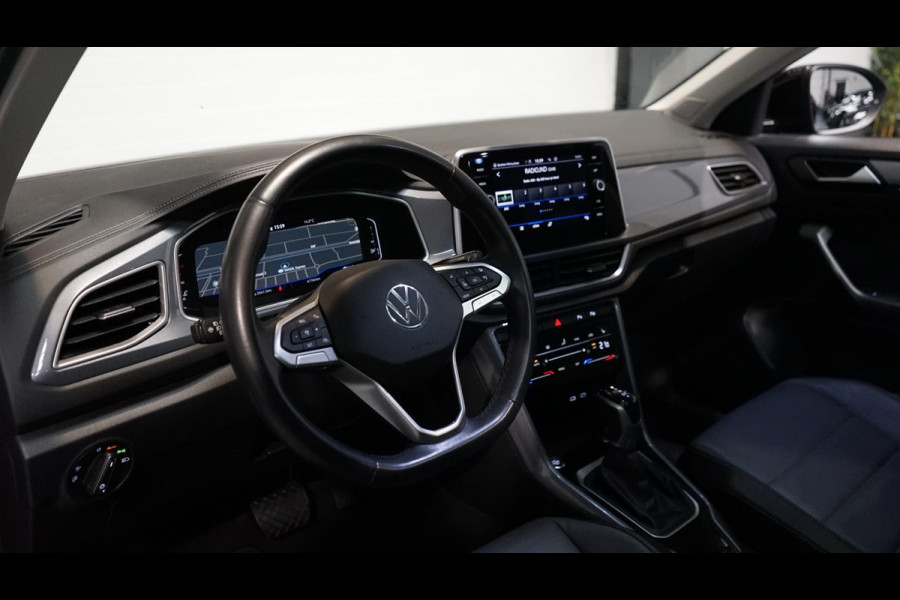 Volkswagen T-Roc 1.5 TSI Style AUTOMAAT-CAMERAFULL LED-KEYLESS-LEDER-MEMORY-PANORAMA-STOELVERWARMING-VIRTUEEL