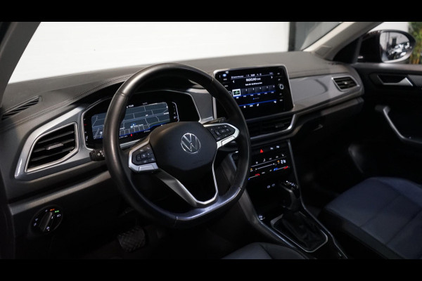 Volkswagen T-Roc 1.5 TSI Style AUTOMAAT-CAMERAFULL LED-KEYLESS-LEDER-MEMORY-PANORAMA-STOELVERWARMING-VIRTUEEL