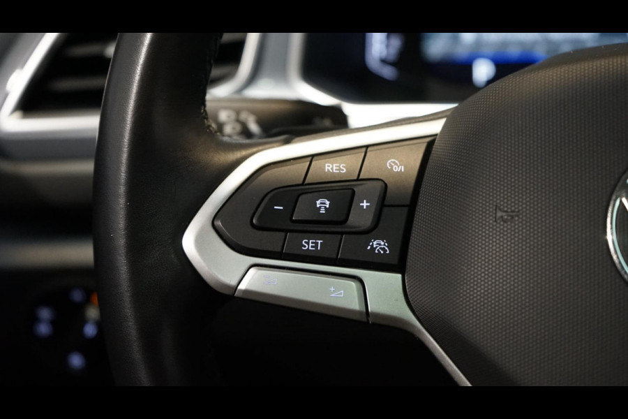 Volkswagen T-Roc 1.5 TSI Style AUTOMAAT-CAMERAFULL LED-KEYLESS-LEDER-MEMORY-PANORAMA-STOELVERWARMING-VIRTUEEL