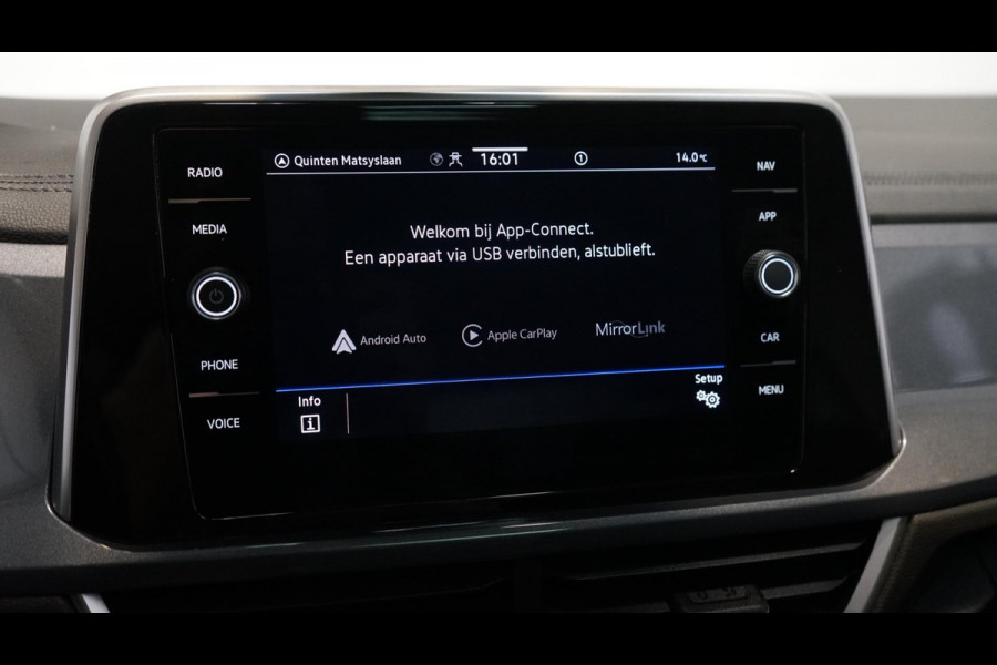 Volkswagen T-Roc 1.5 TSI Style AUTOMAAT-CAMERAFULL LED-KEYLESS-LEDER-MEMORY-PANORAMA-STOELVERWARMING-VIRTUEEL