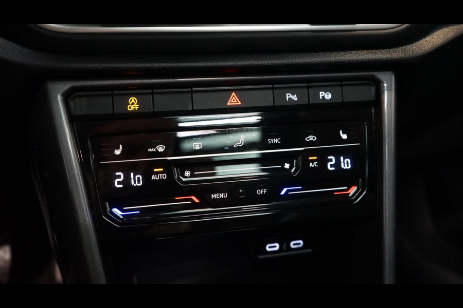 Volkswagen T-Roc 1.5 TSI Style AUTOMAAT-CAMERAFULL LED-KEYLESS-LEDER-MEMORY-PANORAMA-STOELVERWARMING-VIRTUEEL