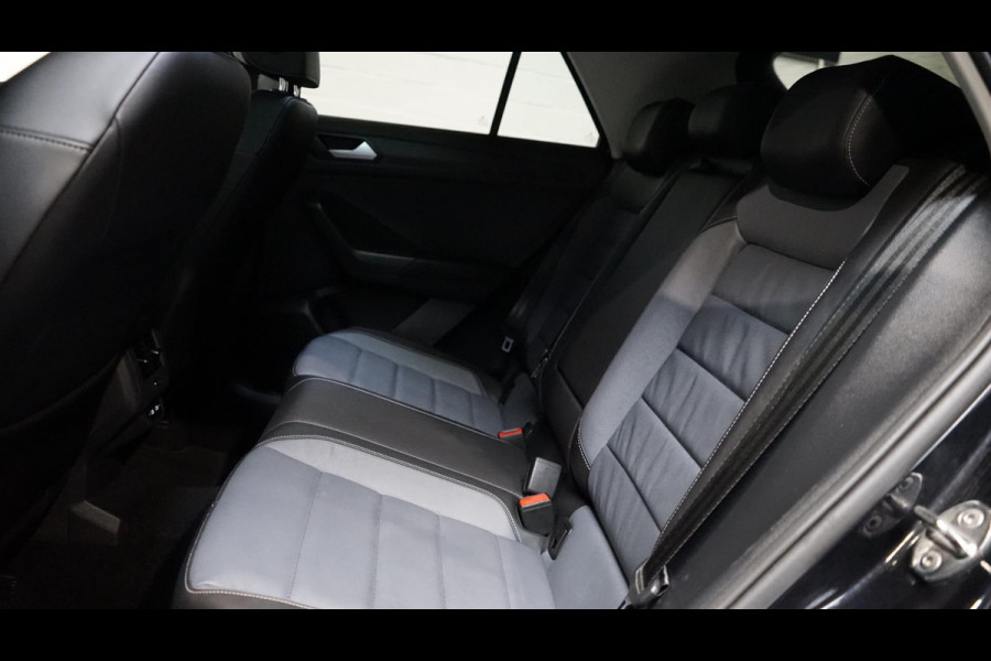 Volkswagen T-Roc 1.5 TSI Style AUTOMAAT-CAMERAFULL LED-KEYLESS-LEDER-MEMORY-PANORAMA-STOELVERWARMING-VIRTUEEL