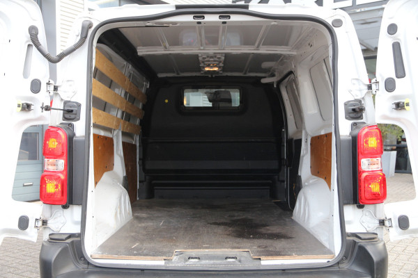 Opel Vivaro 2.0 CDTI 144PK | L3 | KAR-edition | Navi | Cruise | Airco.. Opel Vivaro 2.0 CDTI 144PK | L3 | KAR-edition | Navi | Cruise | Airco..