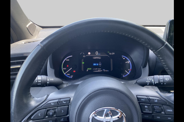 Toyota Yaris Cross 1.5 Hybrid Adventure AWD | Inclusief Winterset Toyota Yaris Cross 1.5 Hybrid Adventure AWD | Inclusief Winterset